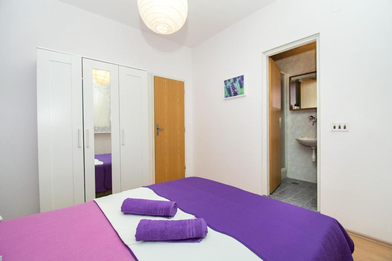 Apartments Dijana Пакоштане Екстер'єр фото